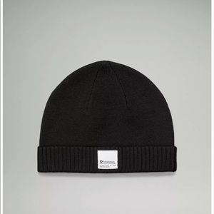 Lululemon knit hat size l/xl
